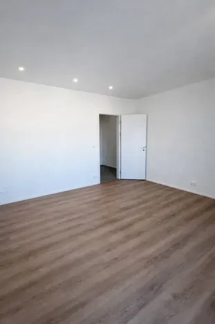 Pronájem bytu 1+kk, Praha - Dolní Měcholupy, Honzíkova, 32 m2