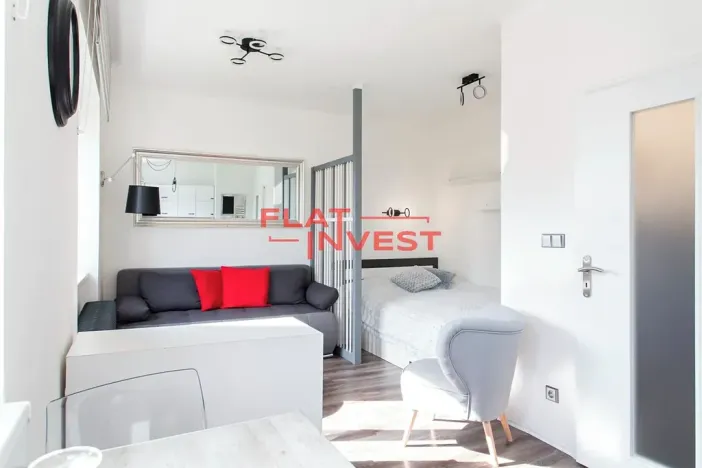 Pronájem bytu 1+kk, Praha - Kobylisy, Vršní, 28 m2