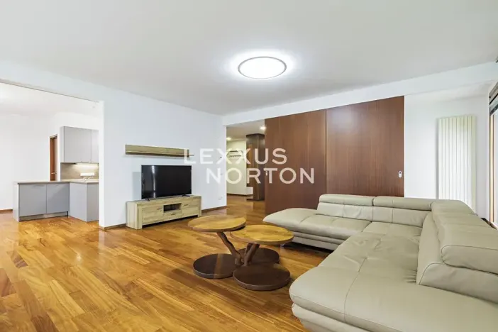 Pronájem bytu 5+1, Praha - Bubeneč, Pod kaštany, 193 m2