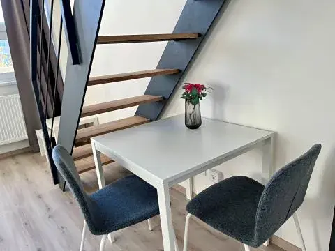 Pronájem bytu 2+kk, Praha, Kubánské náměstí, 54 m2