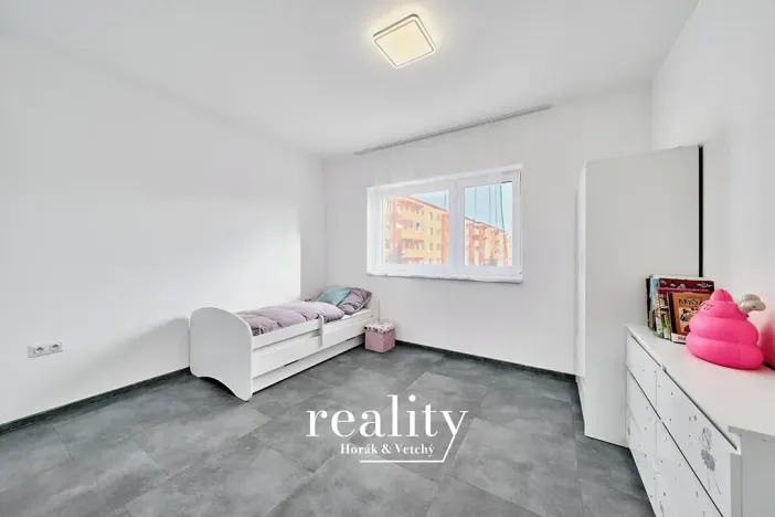 Pronájem bytu 3+kk, Znojmo, Hrušňová, 80 m2