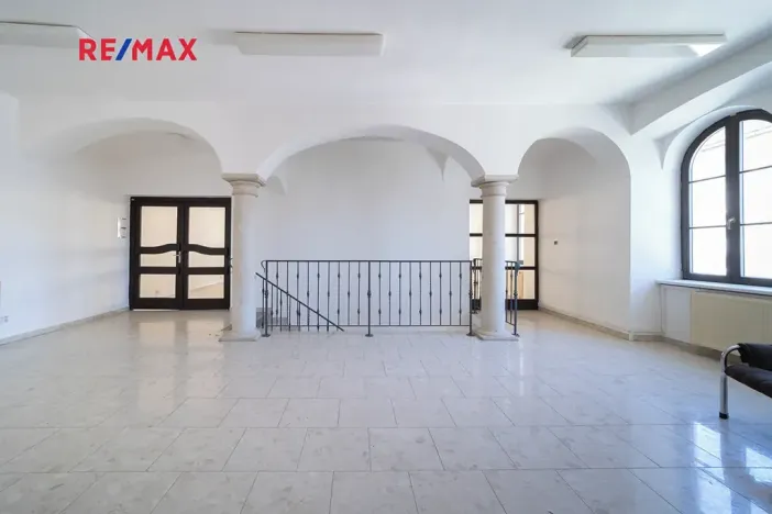 Prodej obchodního prostoru, Králíky, 5. května, 519 m2