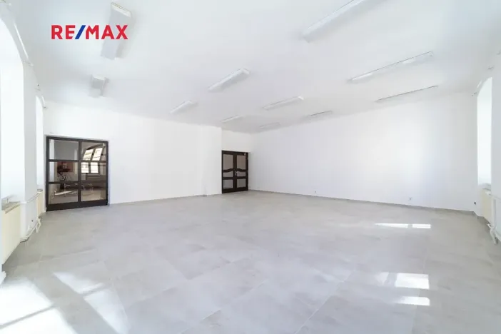 Prodej obchodního prostoru, Králíky, 5. května, 519 m2