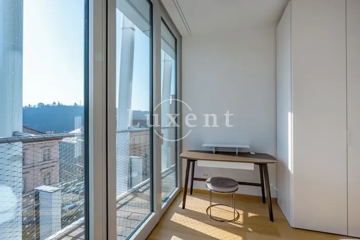 Pronájem bytu 2+kk, Praha - Smíchov, Holečkova, 62 m2