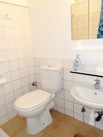 Pronájem komerční nemovitosti, Praha - Vinohrady, Lužická, 18 m2