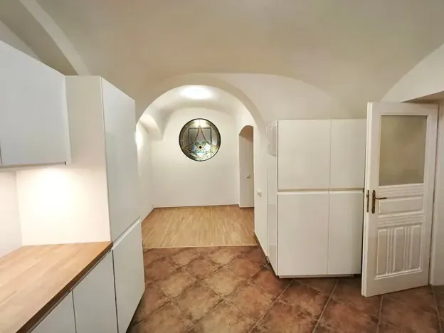 Pronájem bytu 2+1, Praha - Hradčany, Úvoz, 65 m2