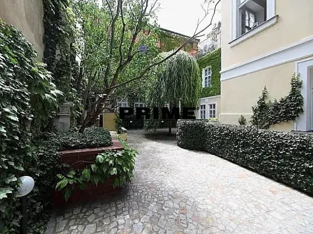 Pronájem bytu 2+1, Praha - Malá Strana, Vlašská, 73 m2