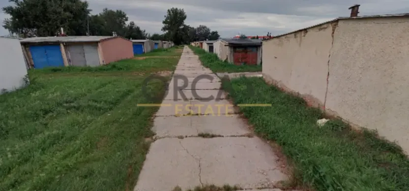 Prodej garáže, Hodonín, 18 m2