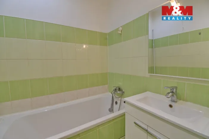 Prodej bytu 2+1, Valašské Meziříčí - Krásno nad Bečvou, Na Šištotě, 52 m2