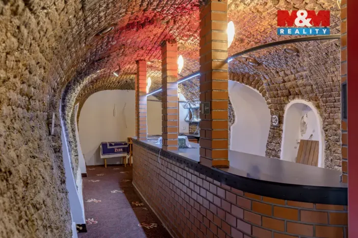 Prodej restaurace, Černotín, 2100 m2