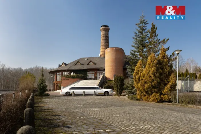 Prodej restaurace, Černotín, 2100 m2