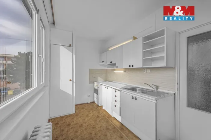 Pronájem bytu 1+1, Smiřice, Komenského, 37 m2