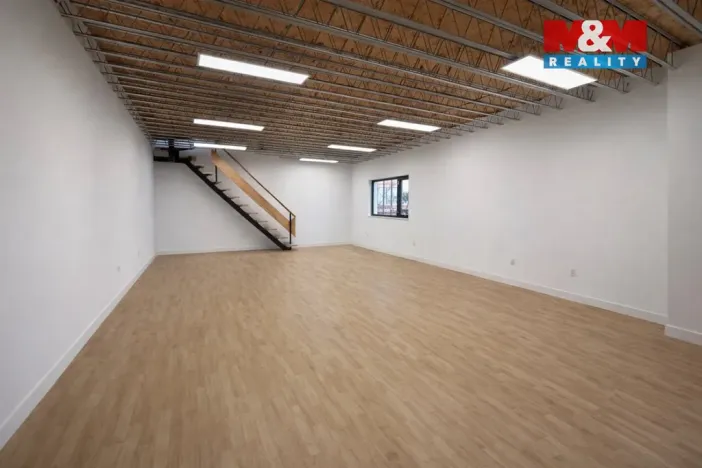 Pronájem skladu, Spořice, Spořická, 660 m2