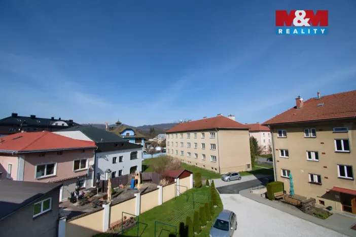 Pronájem bytu 3+1, Rožnov pod Radhoštěm, Náměstí Míru, 70 m2