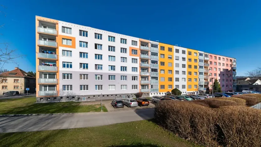 Prodej bytu 2+1, Přeštice, Tř. 1. máje, 52 m2