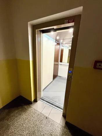 Pronájem bytu 1+kk, Plzeň, Toužimská, 32 m2