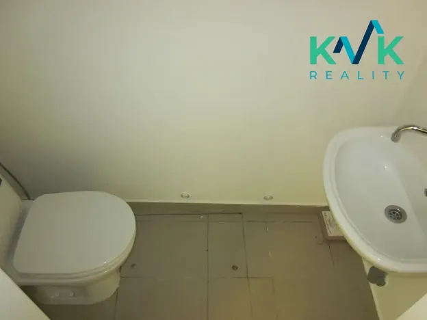 Pronájem obchodního prostoru, Karlovy Vary, Krále Jiřího, 19 m2