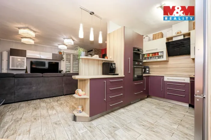 Prodej rodinného domu, Kučerov, 150 m2