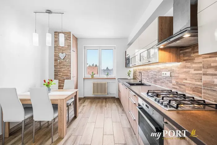 Pronájem bytu 1+1, Plzeň, Pod Lesem, 48 m2