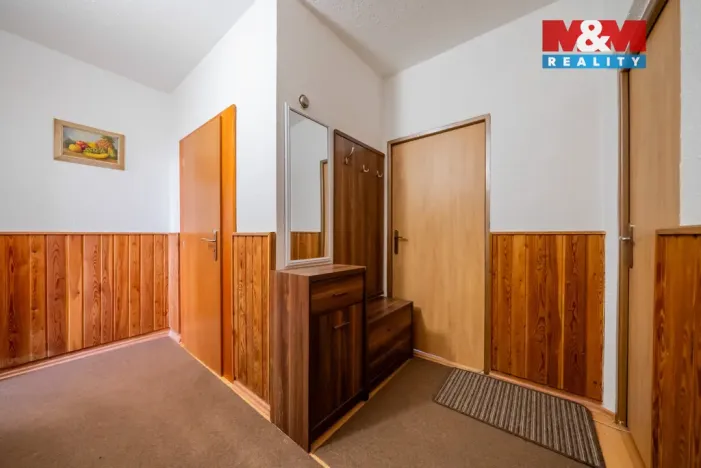 Prodej bytu 2+1, Uherčice, 62 m2