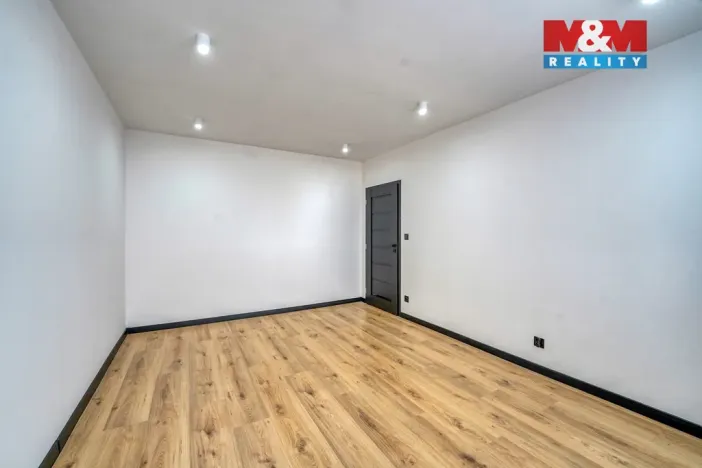 Prodej bytu 4+1, Tachov, Bělojarská, 84 m2