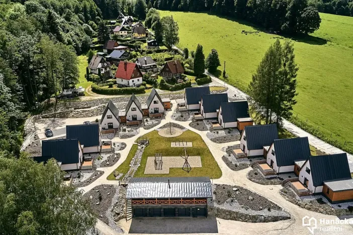 Prodej chaty, Lipová-lázně, 976 m2