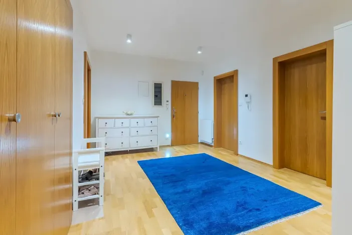 Pronájem bytu 5+kk, Praha - Podolí, Na hřebenech II, 172 m2