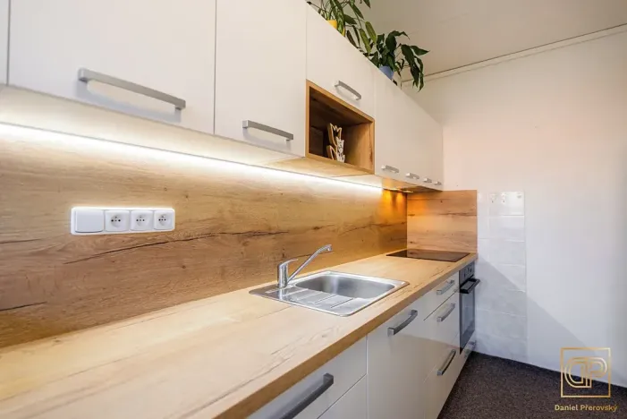 Prodej bytu 3+1, Brno, Štefáčkova, 68 m2