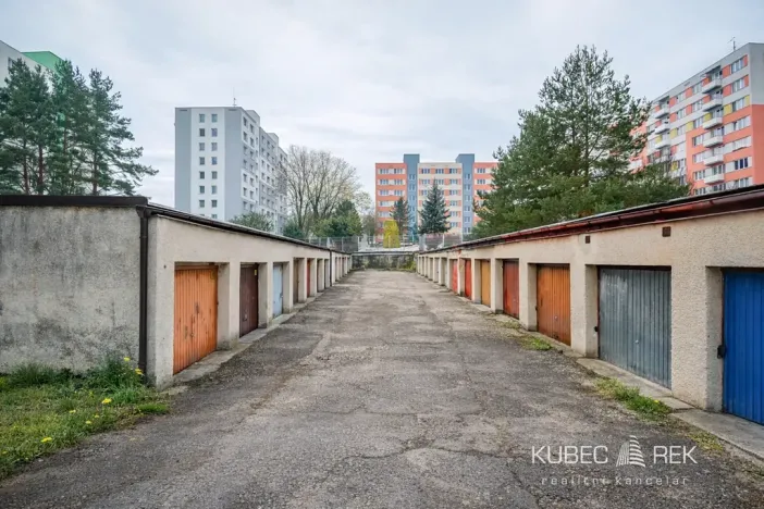 Pronájem garáže, Tábor, Náchodská, 19 m2