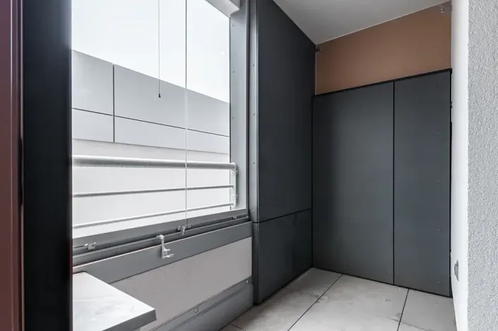 Pronájem bytu 1+kk, Praha - Vysočany, Sokolovská, 28 m2