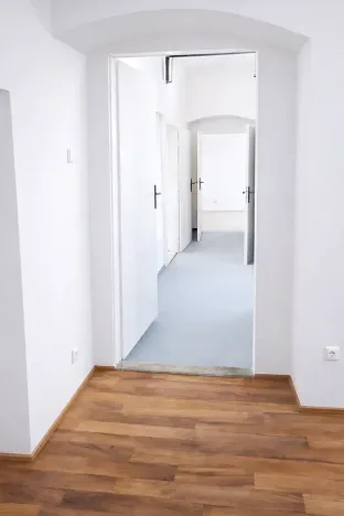 Pronájem obchodního prostoru, Praha - Strašnice, Saratovská, 110 m2