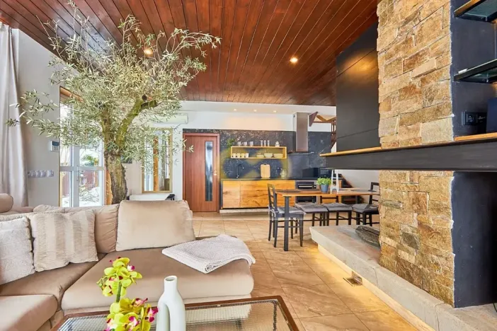 Prodej apartmánu, Černá v Pošumaví, 202 m2