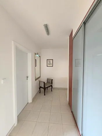 Pronájem bytu 3+kk, Praha - Žižkov, Pod Parukářkou, 75 m2