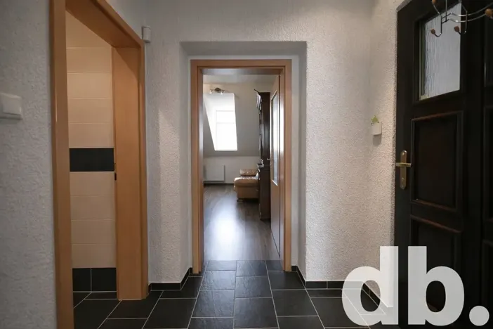 Pronájem bytu 2+kk, Karlovy Vary, náměstí Republiky, 55 m2