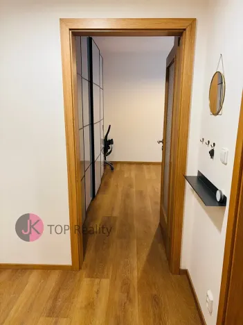 Pronájem bytu 1+1, Praha - Žižkov, Husitská, 34 m2