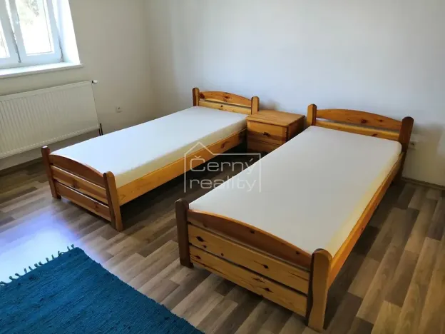 Pronájem bytu 2+kk, Pardubice, Okružní, 50 m2