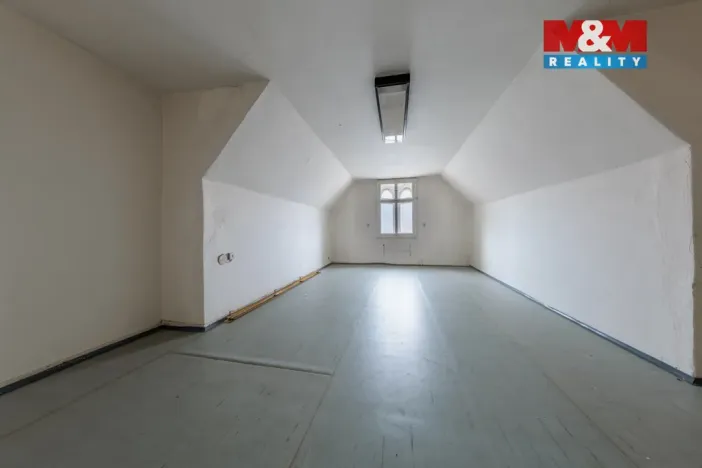 Prodej rodinného domu, Kraslice, B. Smetany, 710 m2