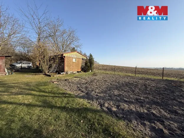 Prodej zahrady, Holice, 388 m2