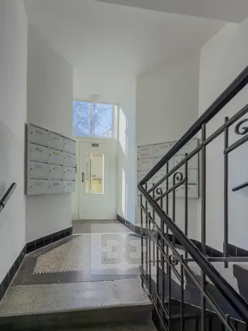 Pronájem bytu 2+kk, Praha - Nusle, Horní, 48 m2