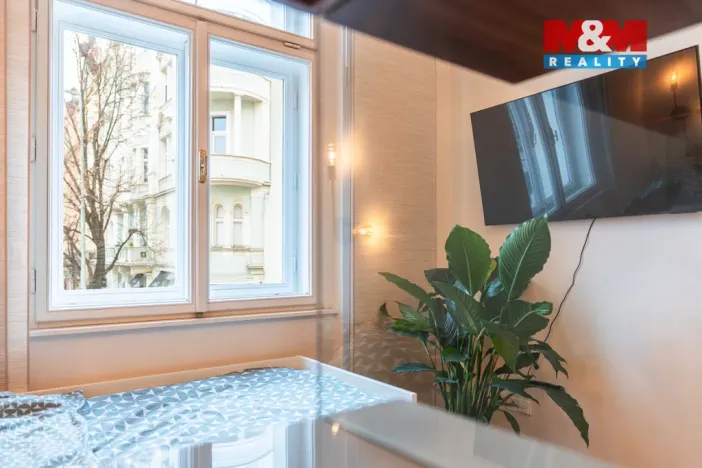 Pronájem bytu 1+kk, Praha - Nusle, náměstí Bratří Synků, 23 m2