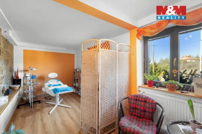 Prodej rodinného domu, Pchery, V Ořechovce, 228 m2