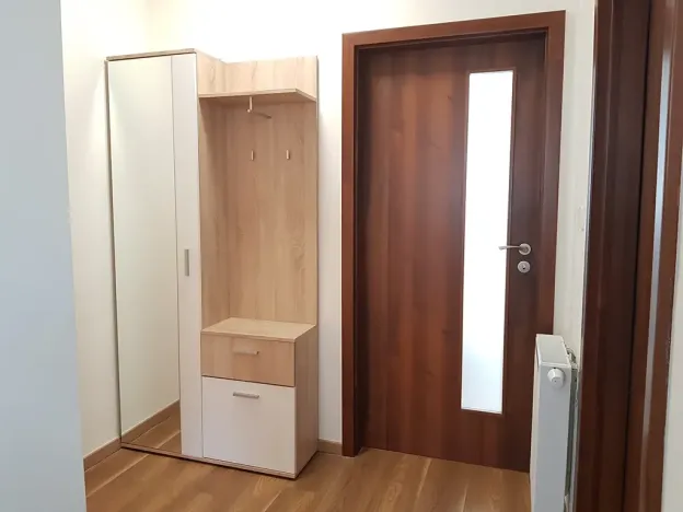 Pronájem bytu 2+kk, Statenice, U Velazu, 47 m2