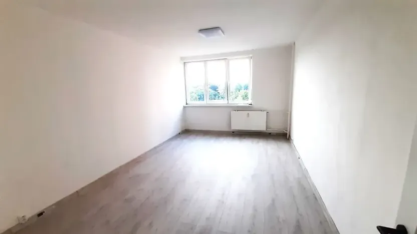 Pronájem bytu 2+1, Ostrava, Varenská, 66 m2