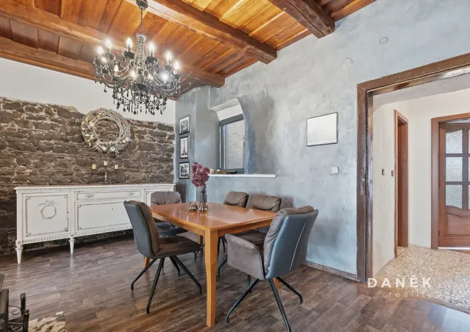 Prodej rodinného domu, Ivančice, Jana Schwarze, 210 m2