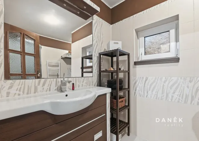 Prodej rodinného domu, Ivančice, Jana Schwarze, 210 m2