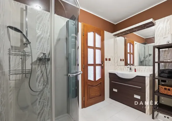 Prodej rodinného domu, Ivančice, Jana Schwarze, 210 m2