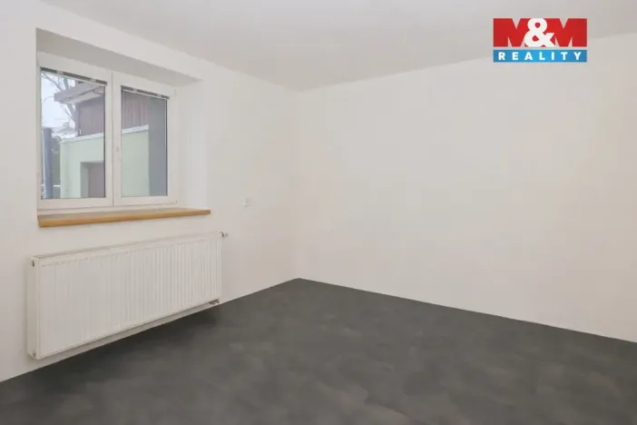 Pronájem obchodního prostoru, Hlinsko - Blatno, 84 m2