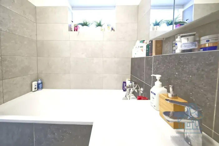 Pronájem bytu 2+kk, Praha - Modřany, Mezi vodami, 63 m2