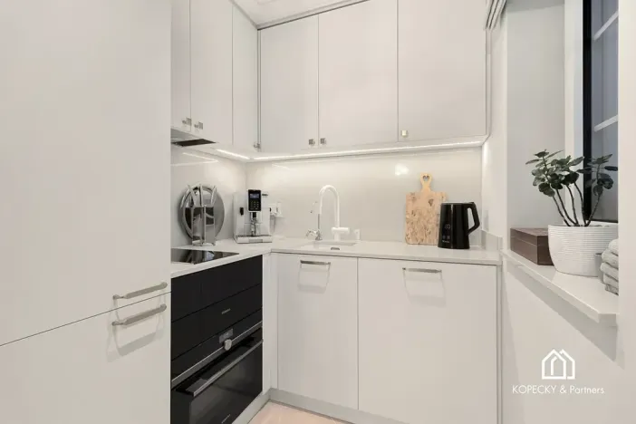 Prodej rodinného domu, Přezletice, Čakovická, 405 m2