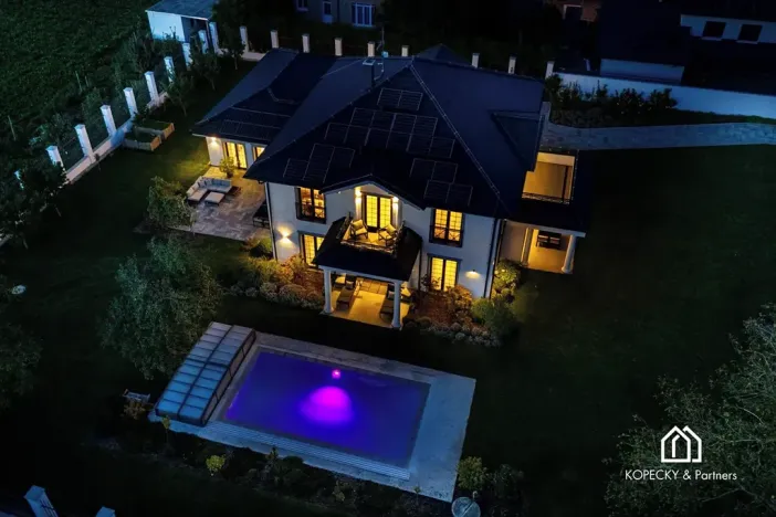 Prodej rodinného domu, Přezletice, Čakovická, 405 m2